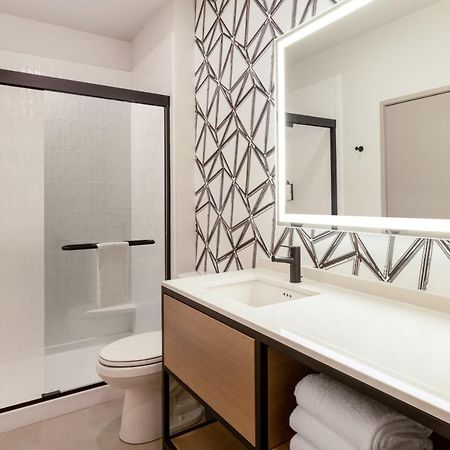 Atwell Suites - Denver Airport Tower Road By Ihg ภายนอก รูปภาพ