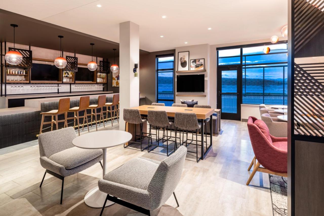 Atwell Suites - Denver Airport Tower Road By Ihg ภายนอก รูปภาพ