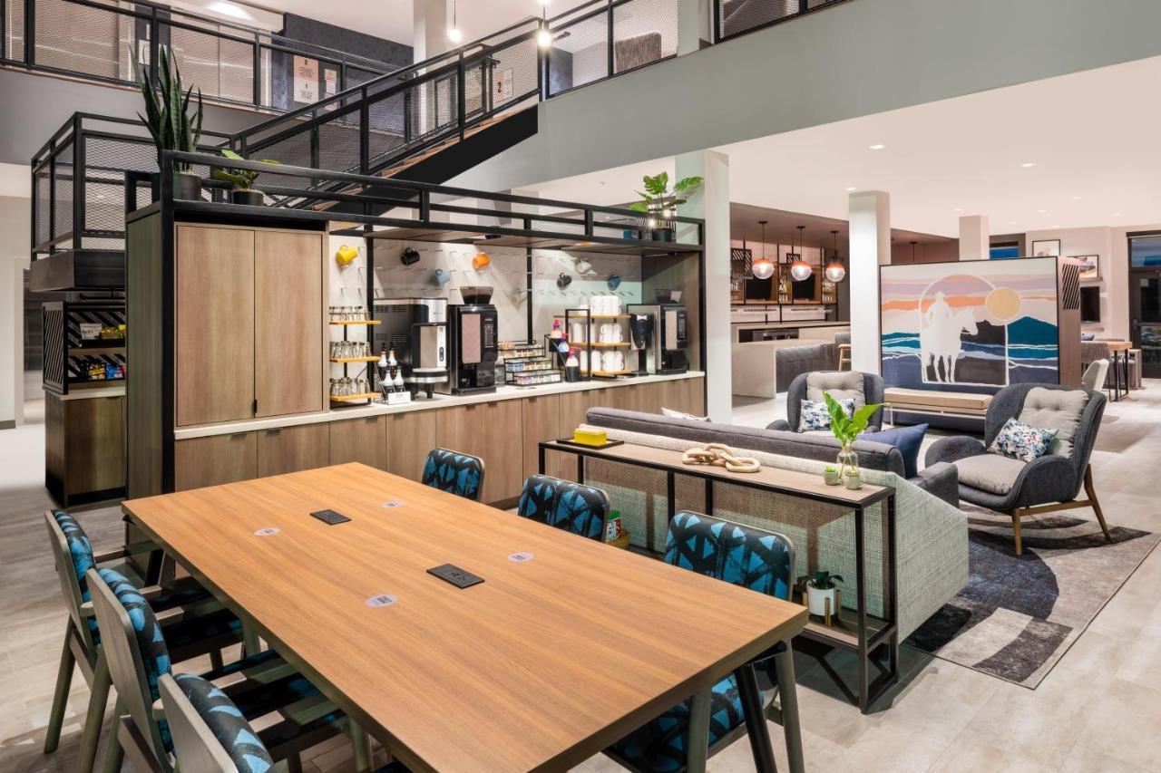 Atwell Suites - Denver Airport Tower Road By Ihg ภายนอก รูปภาพ